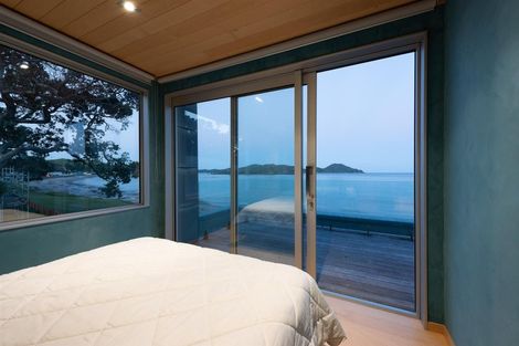 Photo of property in 9a Te Kapua Street, Oakura, Hikurangi, 0184