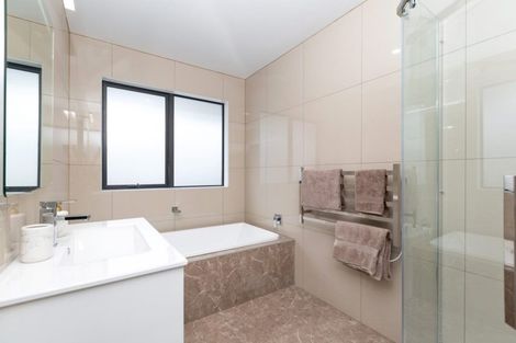 Photo of property in 4 Ellesmere Avenue, Bell Block, New Plymouth, 4312