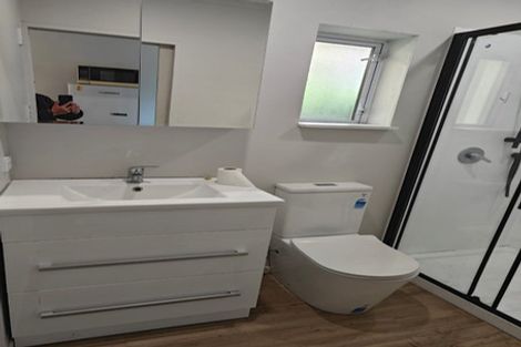 Photo of property in 50 Woodhouse Avenue, Karori, Wellington, 6012