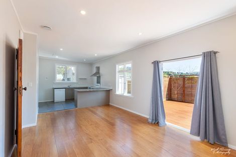 Photo of property in 316 Stokes Valley Road, Stokes Valley, Lower Hutt, 5019