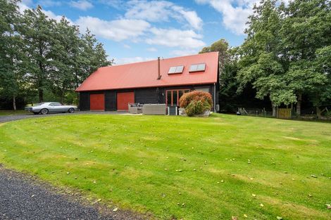 Photo of property in 32 Tirohanga Road, North Taieri, Mosgiel, 9092