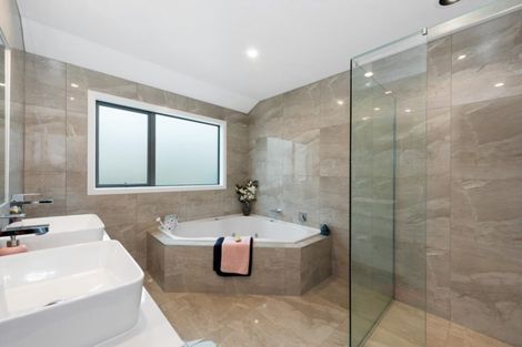 Photo of property in 9 Santiago Place, Flagstaff, Hamilton, 3210