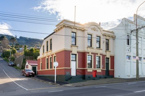 Photo of property in 247 Ravensbourne Road, Ravensbourne, Dunedin, 9022
