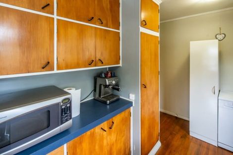 Photo of property in 219 Dowse Drive, Maungaraki, Lower Hutt, 5010