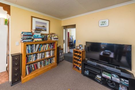 Photo of property in 60 Heads Road, Gonville, Whanganui, 4501