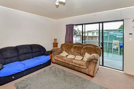 Photo of property in 102c Shifnal Drive, Randwick Park, Auckland, 2105