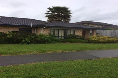 Photo of property in 16 Raphoe Road, Flat Bush, Auckland, 2019