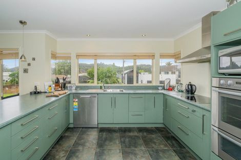 Photo of property in 8 Eyre Street, Whitianga, 3510