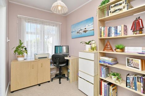 Photo of property in 415 High Street, Rangiora, 7400