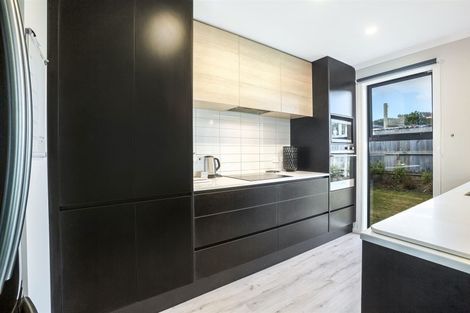 Photo of property in 1e Breakwater Way, Whitby, Porirua, 5024