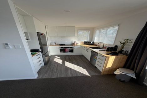 Photo of property in 1/272 Main North Road, Redwood, Christchurch, 8051