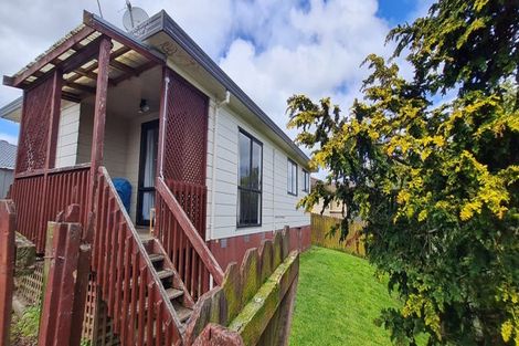 Photo of property in 2/21 Silver Creek Road, Weymouth, Auckland, 2103