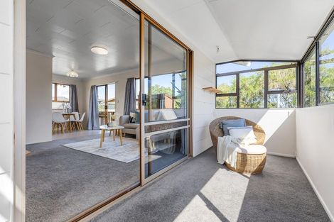 Photo of property in 25 Tobin Place, Richmond Heights, Taupo, 3330