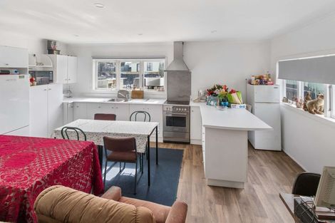 Photo of property in 90 Hinau Street, Castlecliff, Whanganui, 4501