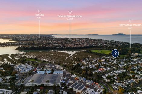 Photo of property in 45 Mozeley Avenue, Devonport, Auckland, 0624