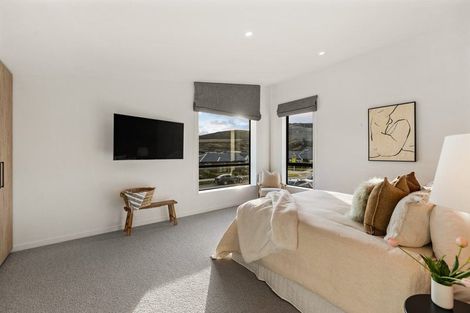 Photo of property in 69 Howden Drive, Jacks Point, 9371