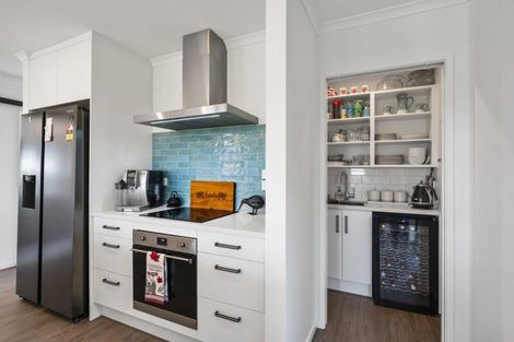 Photo of property in 31 Ridge Drive, Omokoroa, 3114