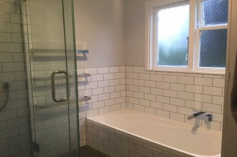 Photo of property in 143 Selwyn Street, Somerfield, Christchurch, 8024