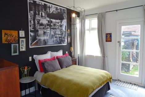 Photo of property in 2 Leicester Street, Picton, 7220