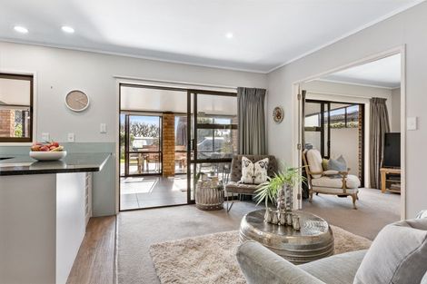 Photo of property in 43 Clyside Avenue, Half Moon Bay, Auckland, 2012