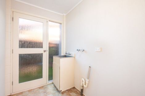 Photo of property in 108 Riversdale Drive, Merrilands, New Plymouth, 4312