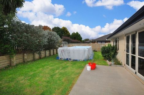 Photo of property in 5 Ernest Shackleton Place, Waiuku, 2123