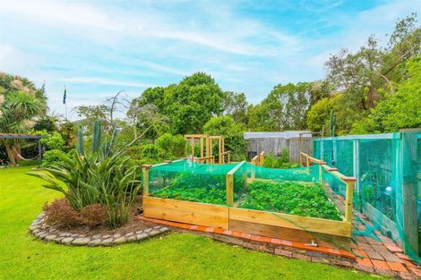 Photo of property in 191 Mazengarb Road, Paraparaumu, 5032