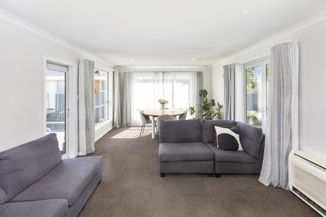 Photo of property in 1/216 Waimairi Road, Ilam, Christchurch, 8041