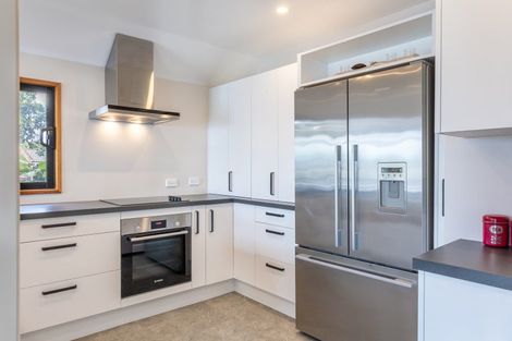 Photo of property in 84 Ames Street, Paekakariki, 5034