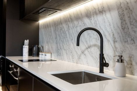 Photo of property in 431a Barbadoes Street, Edgeware, Christchurch, 8013