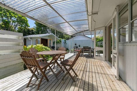 Photo of property in 1/274b Birkdale Road, Birkdale, Auckland, 0626
