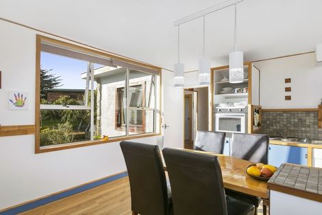 Photo of property in 26 Porterfield Street, Macandrew Bay, Dunedin, 9014