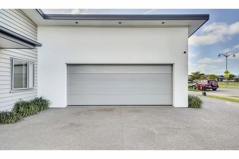 Photo of property in 27 Sovereign Boulevard, Kaiapoi, 7630