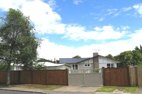 Photo of property in 14 Sylvia Road, Hillcrest, Auckland, 0627