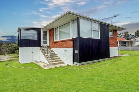 Photo of property in 4/7 Hastings Road, Mairangi Bay, Auckland, 0630