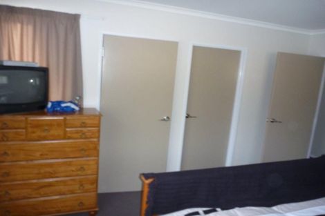 Photo of property in 8 Abbey Way, Whitby, Porirua, 5024