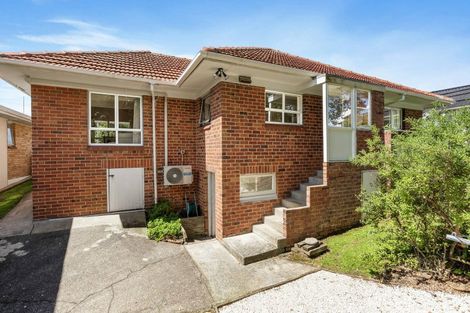 Photo of property in 46 Sale Street, Cockle Bay, Auckland, 2014