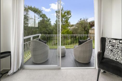 Photo of property in 2 Francis Street, Hauraki, Auckland, 0622