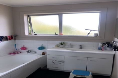 Photo of property in 55a Kenderdine Road, Papatoetoe, Auckland, 2025