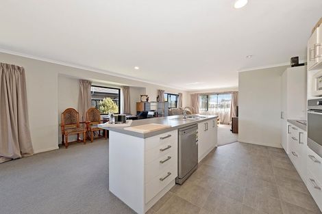 Photo of property in 66 Shillingford Boulevard, Rolleston, 7615