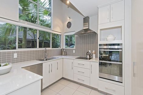 Photo of property in 2/26 Comins Crescent, Mission Bay, Auckland, 1071