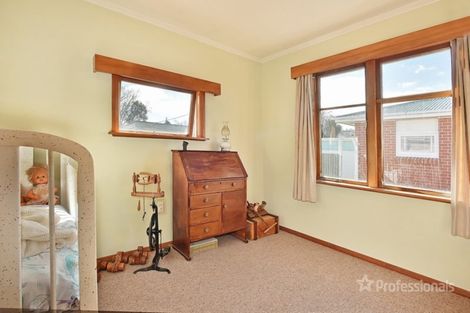 Photo of property in 2 Kowhai Place, Lansdowne, Masterton, 5810