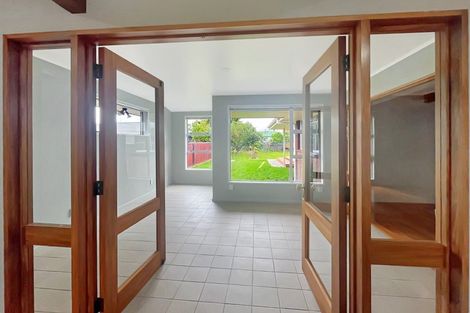 Photo of property in 15 College Street, Awapuni, Palmerston North, 4412