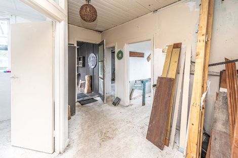 Photo of property in 43 Flower Street, Bulls, 4818