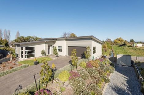 Photo of property in 23 Puketutu Grove, Motueka, 7120
