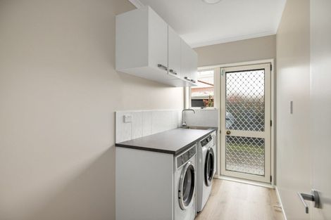 Photo of property in 16 Whakaruru Place, Matua, Tauranga, 3110