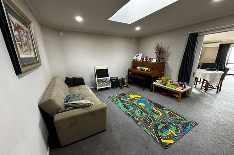Photo of property in 24 Cleveland Heights, Kelvin Grove, Palmerston North, 4414