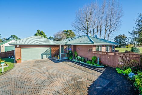 Photo of property in 25 Muirfield Street, Wattle Downs, Auckland, 2103