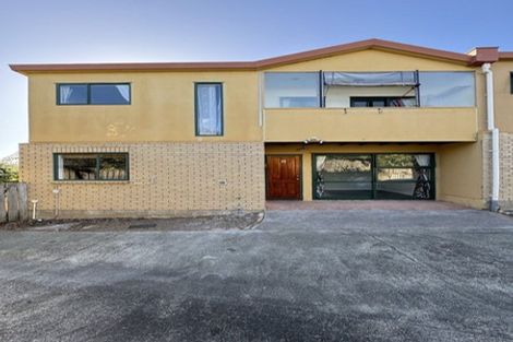 Photo of property in 59h Astley Avenue, New Lynn, Auckland, 0600