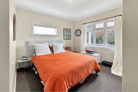 Photo of property in 64a Cologne Street, Martinborough, 5711